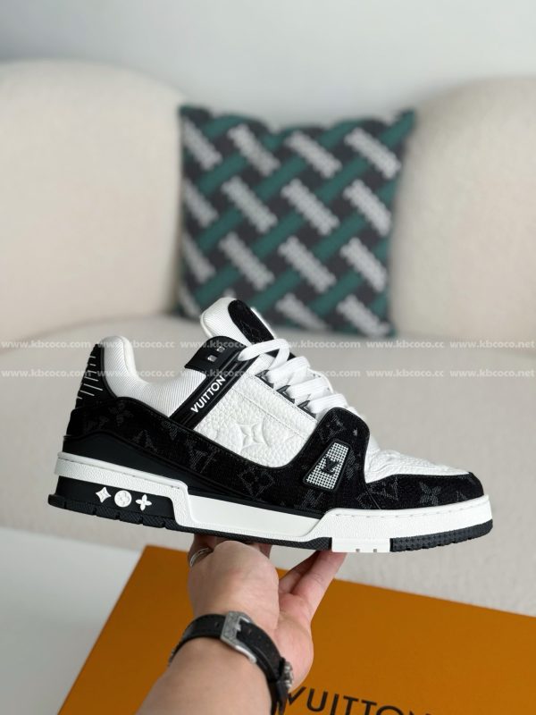 「#312」LOUIS VUITTON TRAINER SNEAKERS - Image 6
