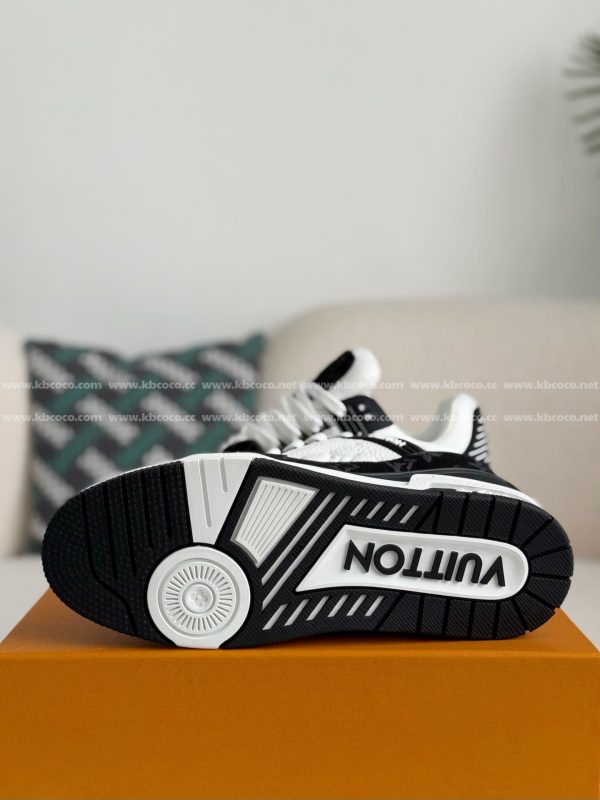 「#312」LOUIS VUITTON TRAINER SNEAKERS - Image 5