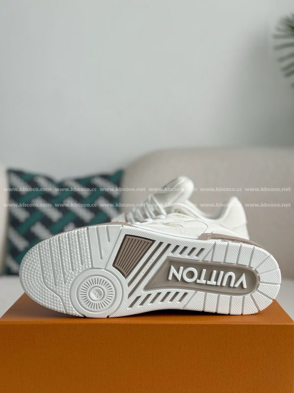「#5438」LOUIS VUITTON TRAINER SNEAKERS - Image 5