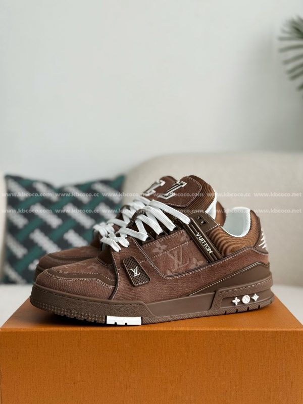 「#5439」LOUIS VUITTON TRAINER SNEAKERS - Image 2