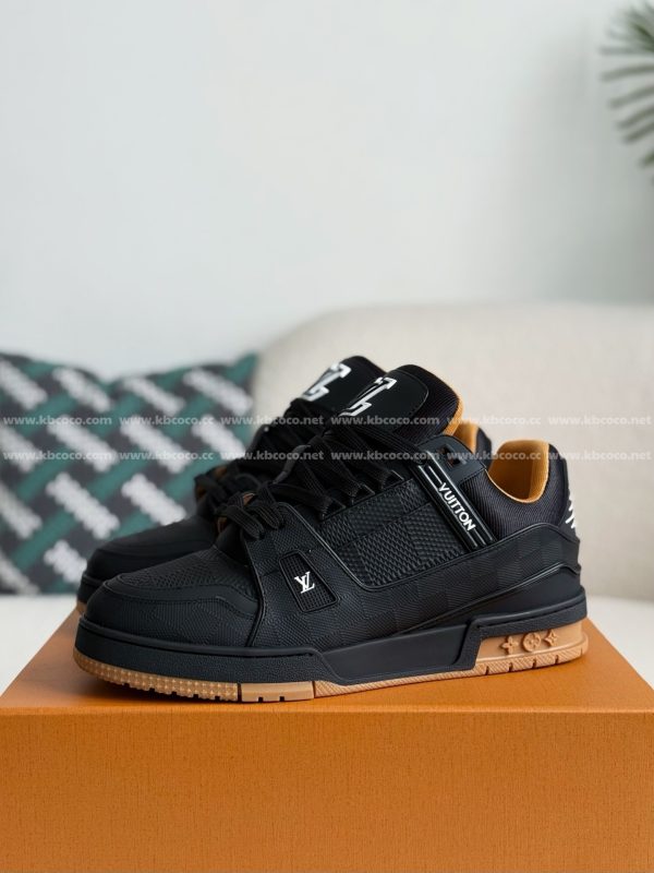 「#5441」LOUIS VUITTON TRAINER SNEAKERS - Image 2
