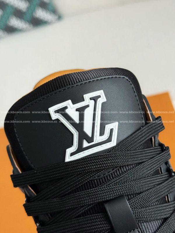 「#5441」LOUIS VUITTON TRAINER SNEAKERS - Image 10
