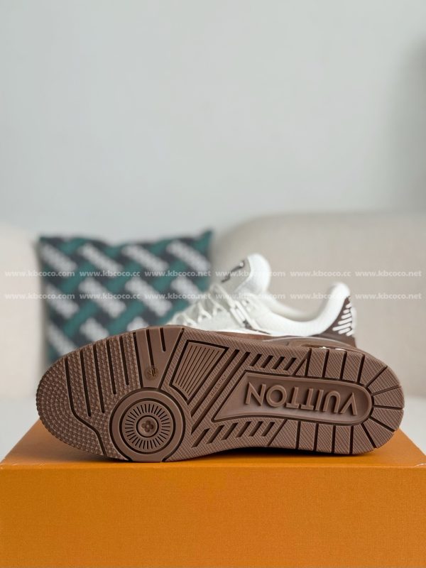 「#5453」LOUIS VUITTON TRAINER SNEAKERS - Image 5