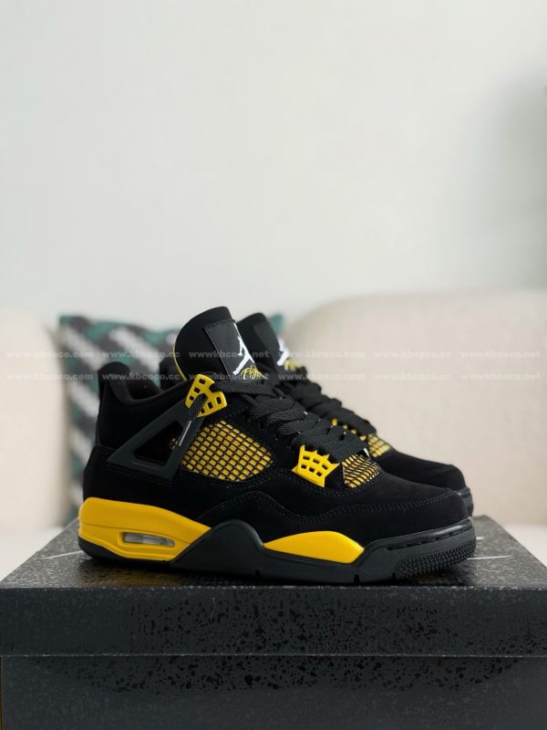 ¡¸#5503¡¹Jordan Air Jordan 4 "Thunder" Leather Basketball Shoes Black Yellow