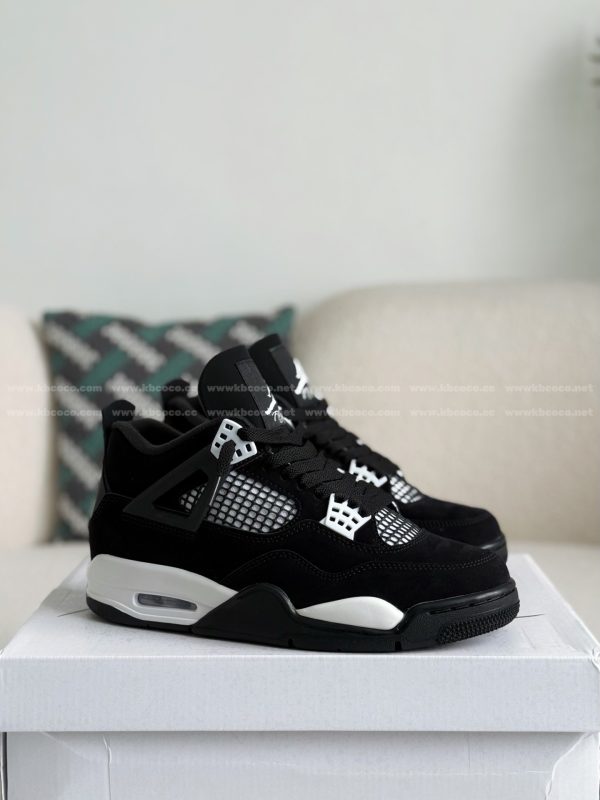 ¡¸#5504¡¹Jordan Air Jordan 4 Retro "White Thunder" Leather Retro Basketball Shoes Black and White