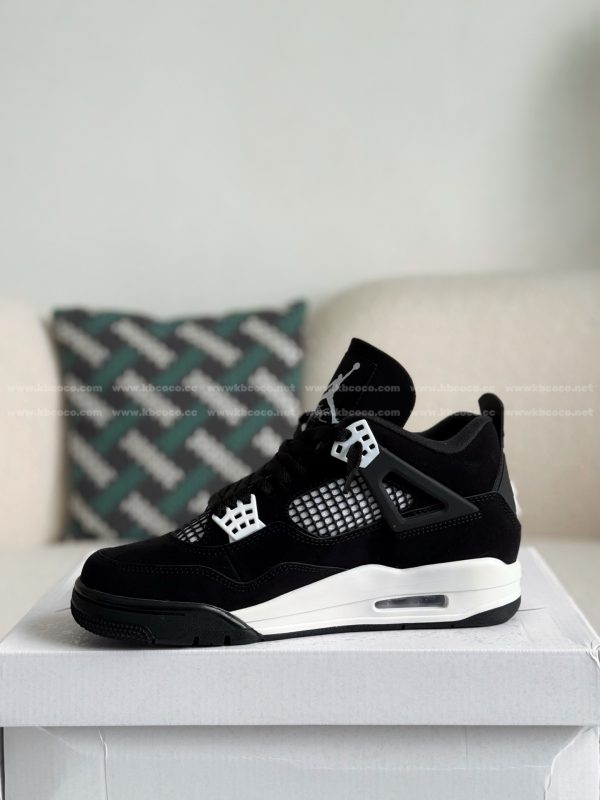 ¡¸#5504¡¹Jordan Air Jordan 4 Retro "White Thunder" Leather Retro Basketball Shoes Black and White - Image 4