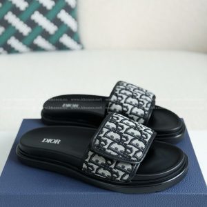 「#5667」LOUIS VUITTON SLIPPERS