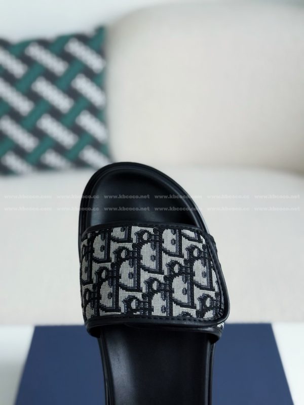 「#5667」LOUIS VUITTON SLIPPERS - Image 8