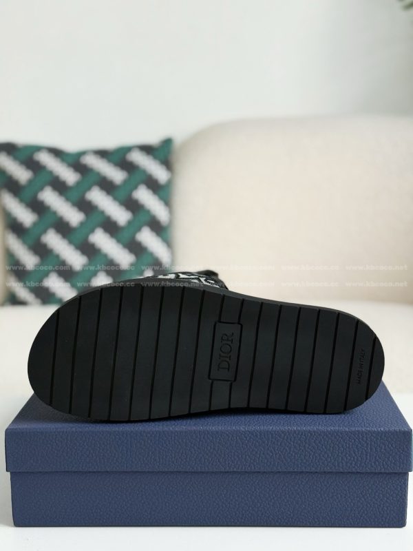 「#5667」LOUIS VUITTON SLIPPERS - Image 5