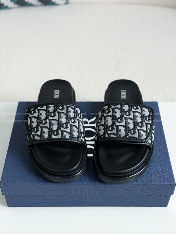 「#5667」LOUIS VUITTON SLIPPERS - Image 3
