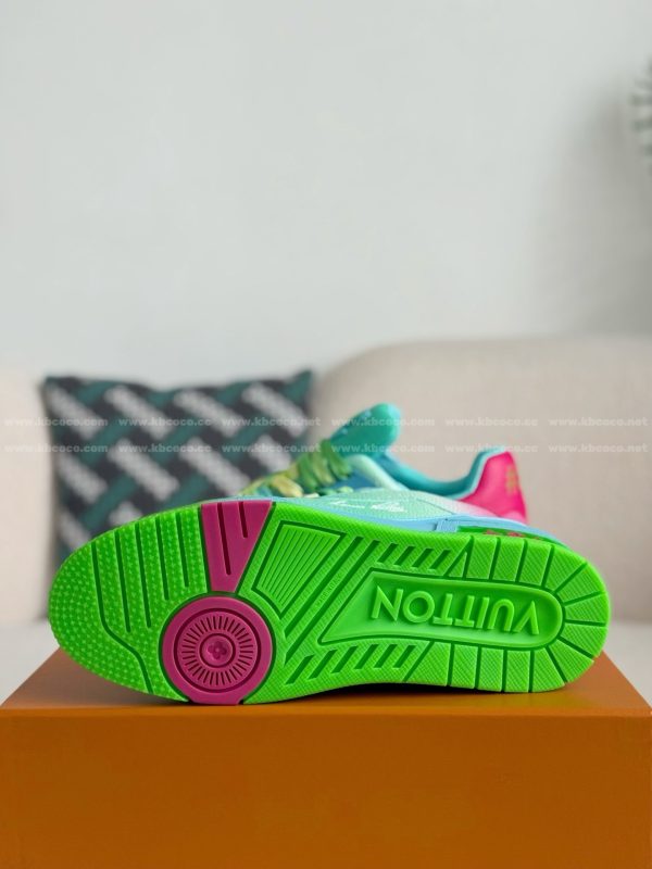 「#5680」LOUIS VUITTON TRAINER SNEAKERS - Image 5