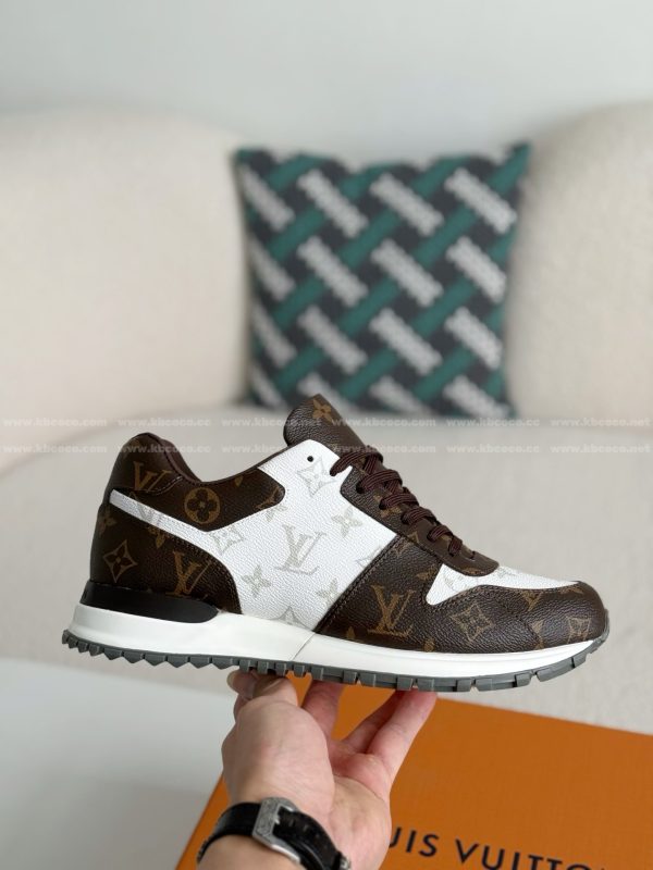 「#5693」LOUIS VUITTON RUN AWAY CASUAL SHOES - Image 6