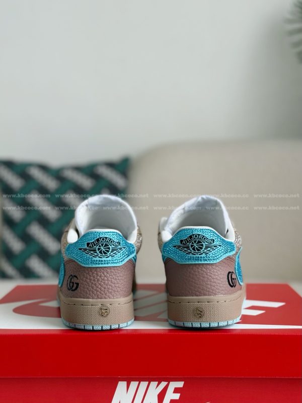¡¸#5700¡¹Jordan 1 x Gucci Hand-Set Rhinestones Low Sneakers - Image 3
