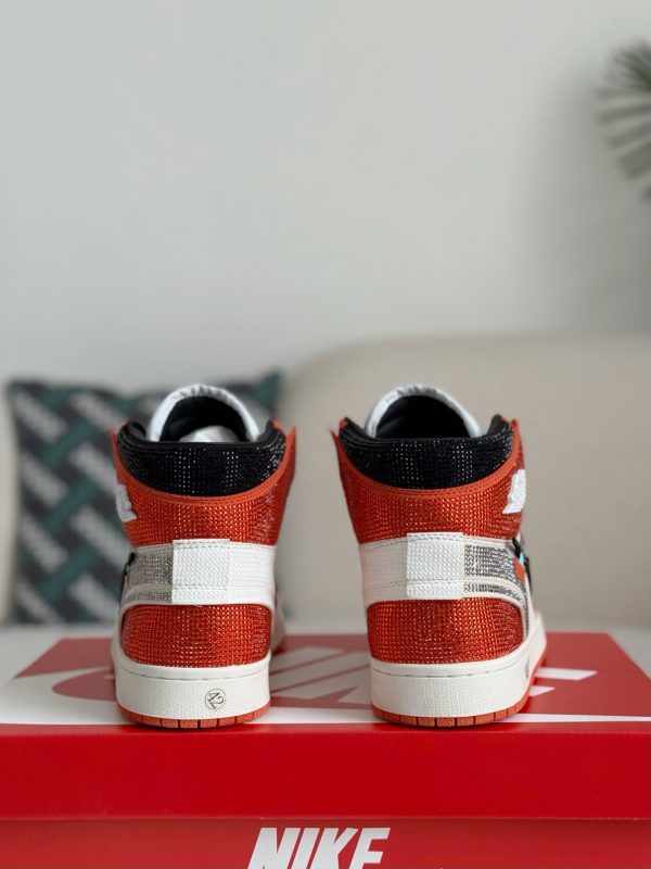 ¡¸#5719¡¹Jordan 1 Off-white Hand-Set Rhinestones High Sneakers - Image 3